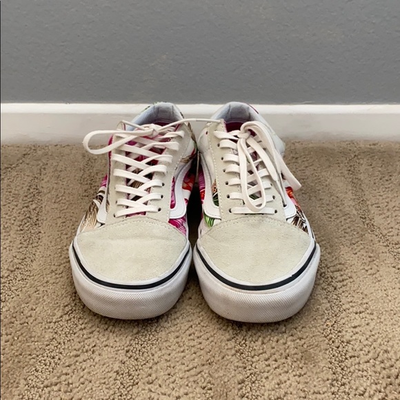 Vans - Picture 4 of 7